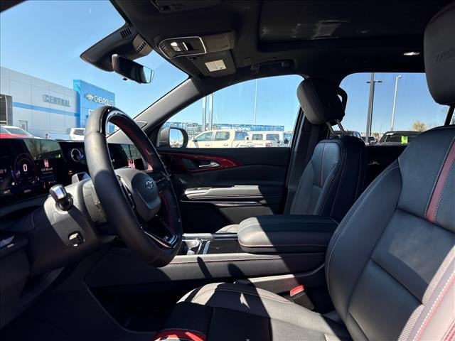 2025 Chevrolet Traverse RS