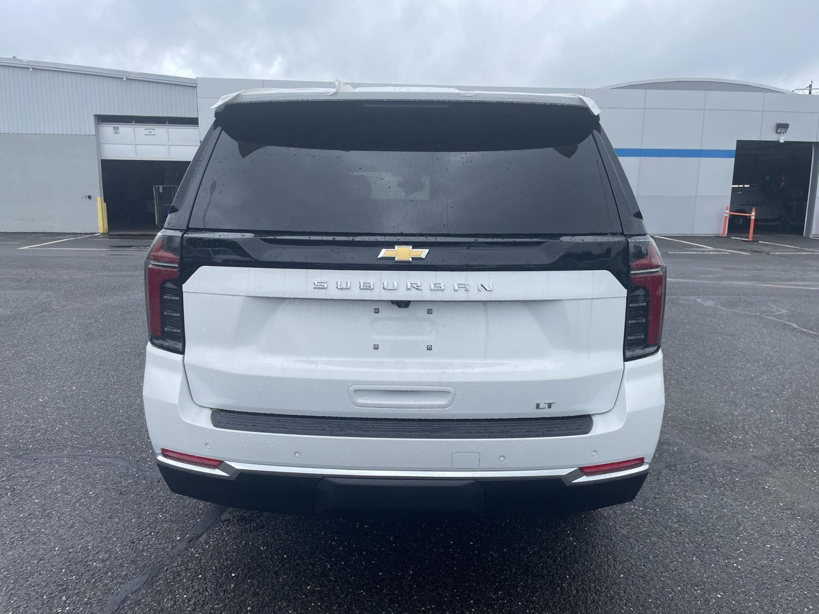 2026 Chevrolet Suburban LT