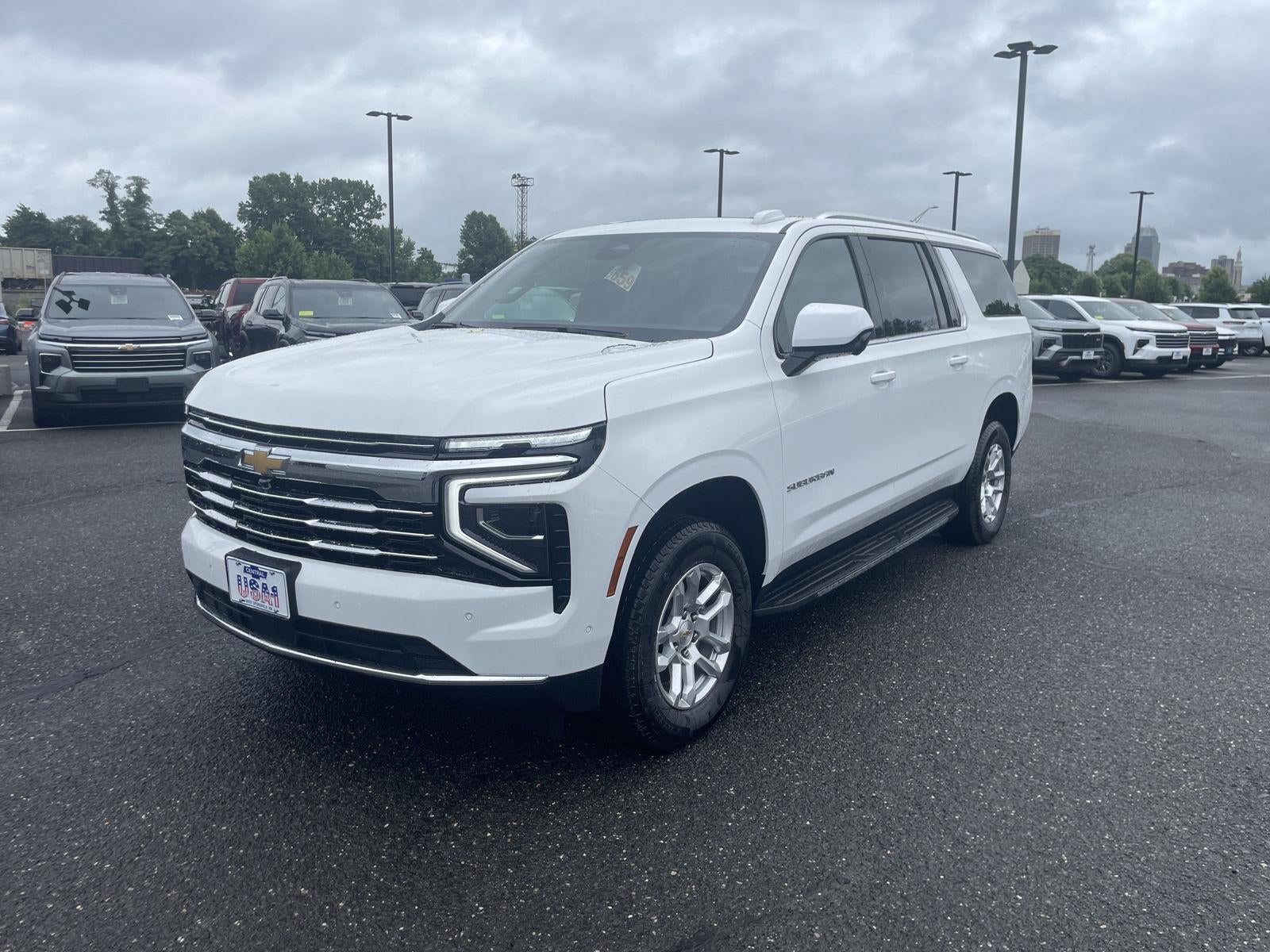 2026 Chevrolet Suburban LT