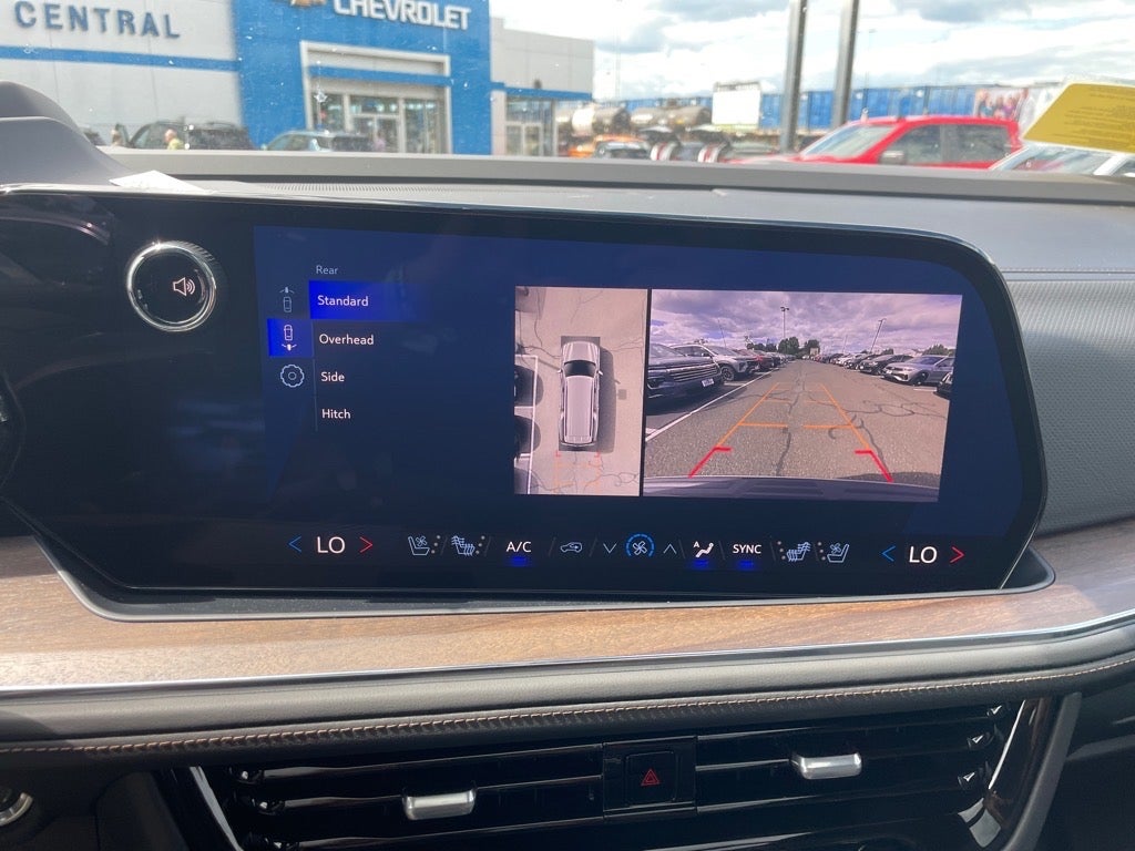 2025 Chevrolet Suburban High Country