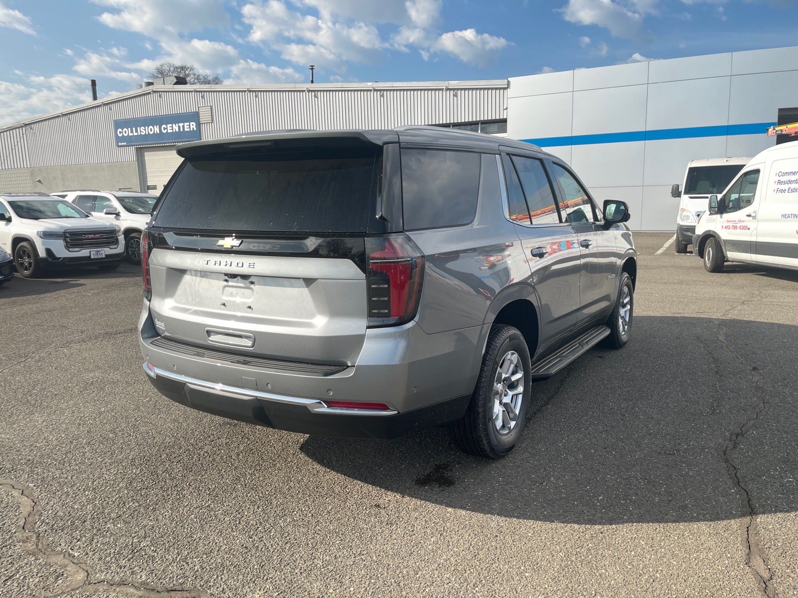 2026 Chevrolet Tahoe LS