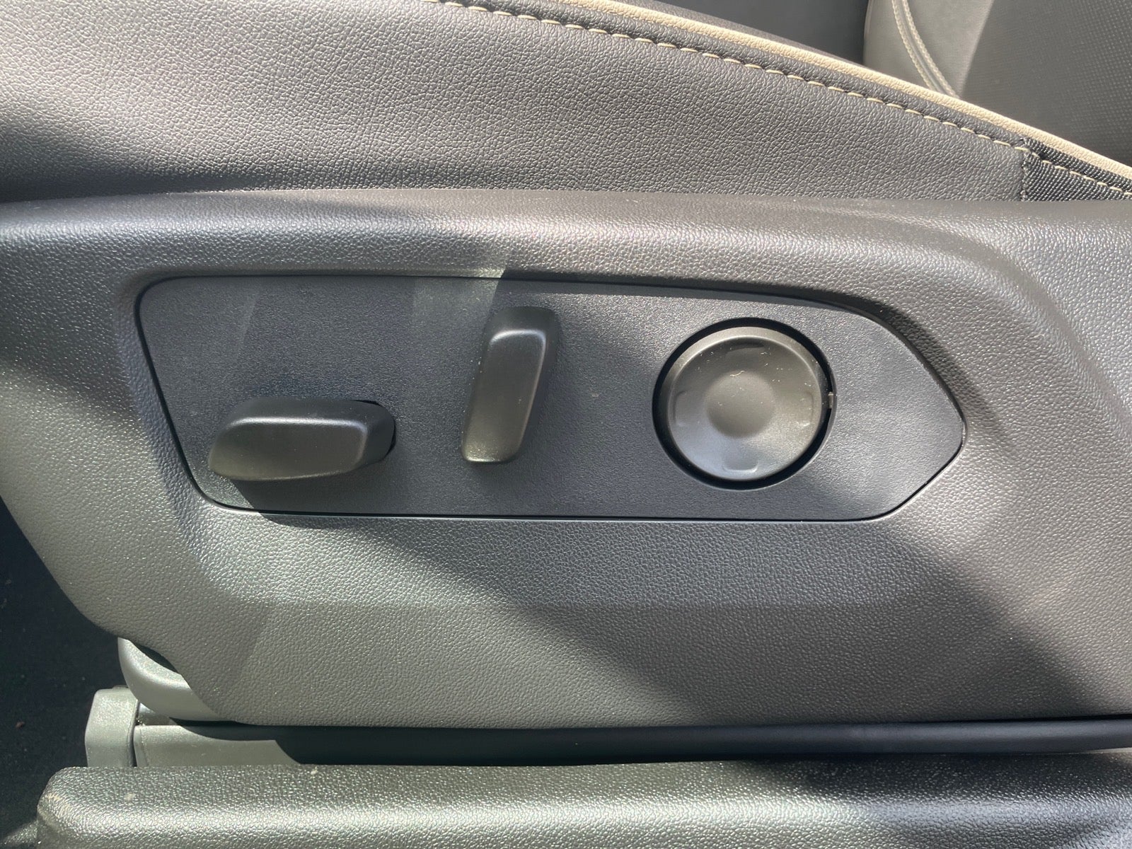 2026 Chevrolet Tahoe Premier - Photo 15