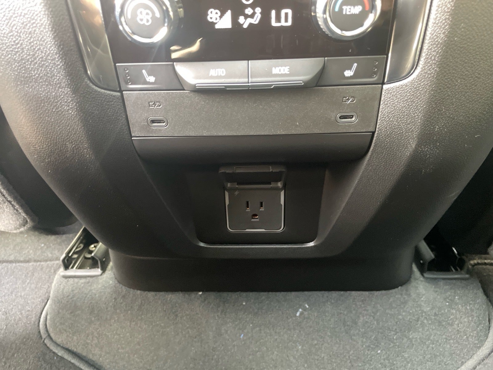 2026 Chevrolet Tahoe Premier - Photo 20