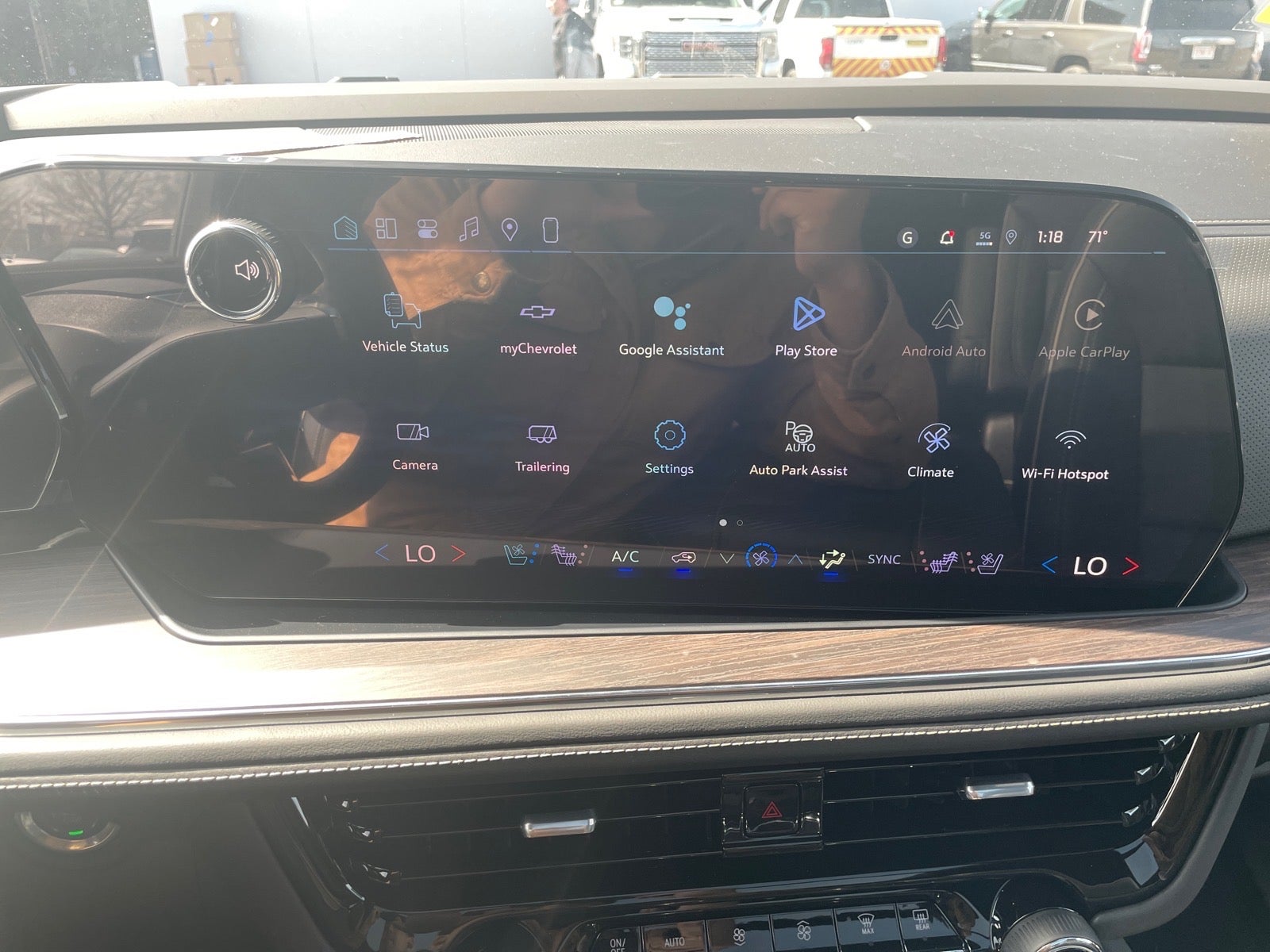 2026 Chevrolet Tahoe Premier - Photo 25