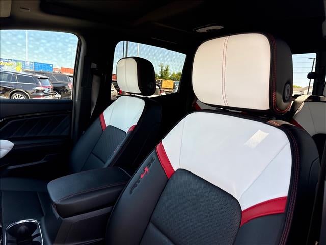 2023 GMC Canyon AT4X