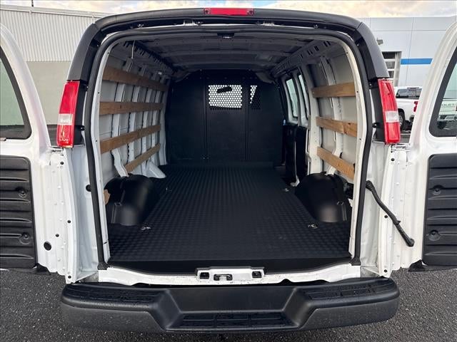 2024 GMC Savana Cargo 2500 Work Van