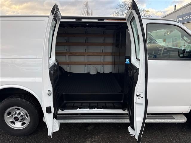 2024 GMC Savana Cargo 2500 Work Van