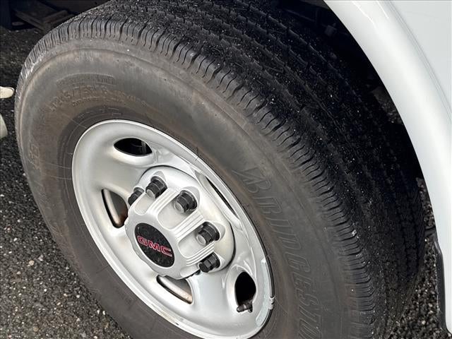 2024 GMC Savana Cargo 2500 Work Van