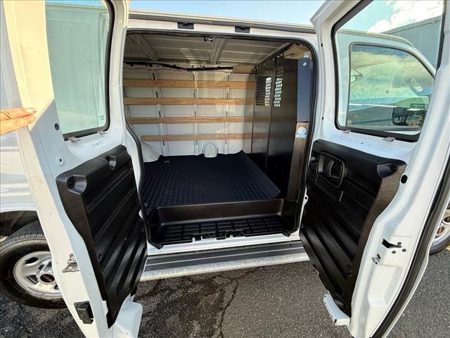 2024 GMC Savana Cargo 2500 Work Van