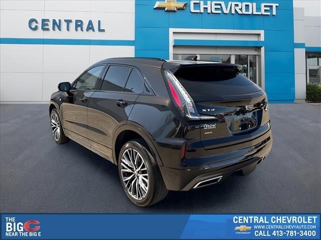 2024 Cadillac XT4 Sport
