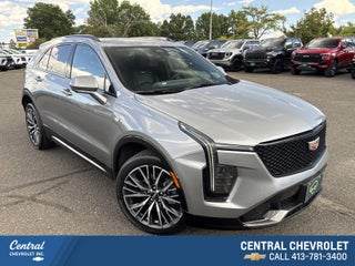 2024 Cadillac XT4 Sport