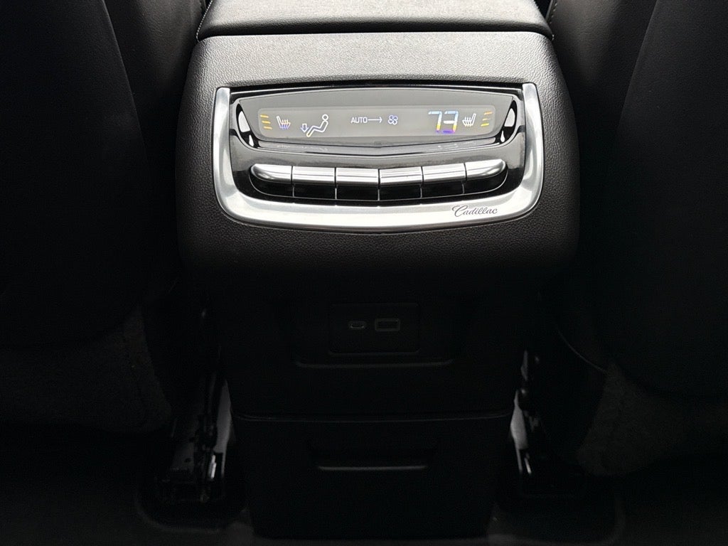 2023 Cadillac XT6 Sport