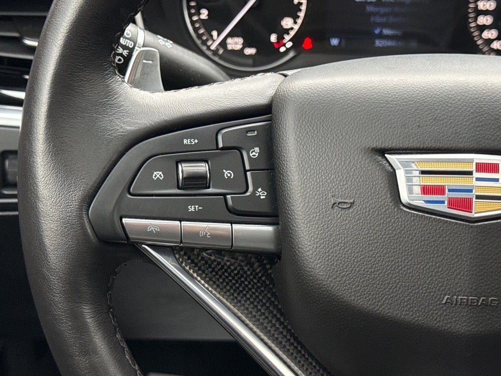 2023 Cadillac XT6 Sport