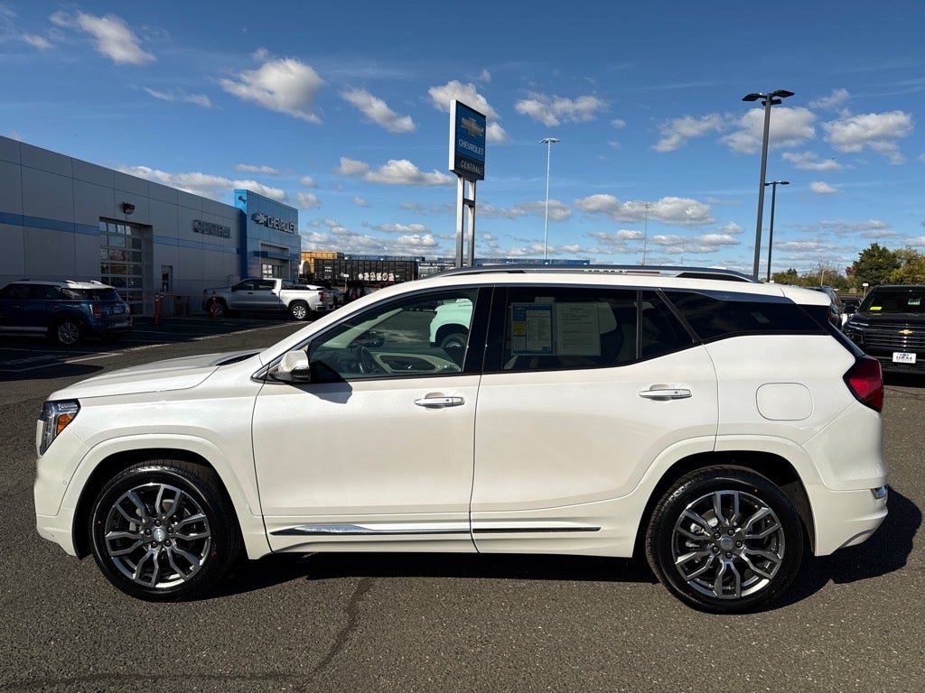 2022 GMC Terrain Denali