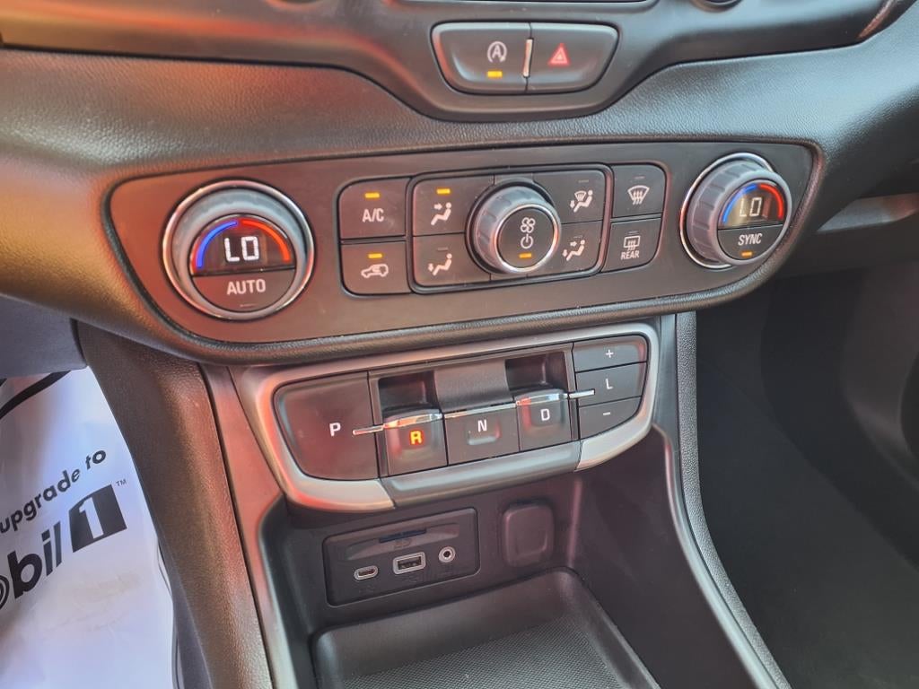 2023 GMC Terrain AT4