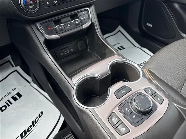 2022 GMC Terrain AT4