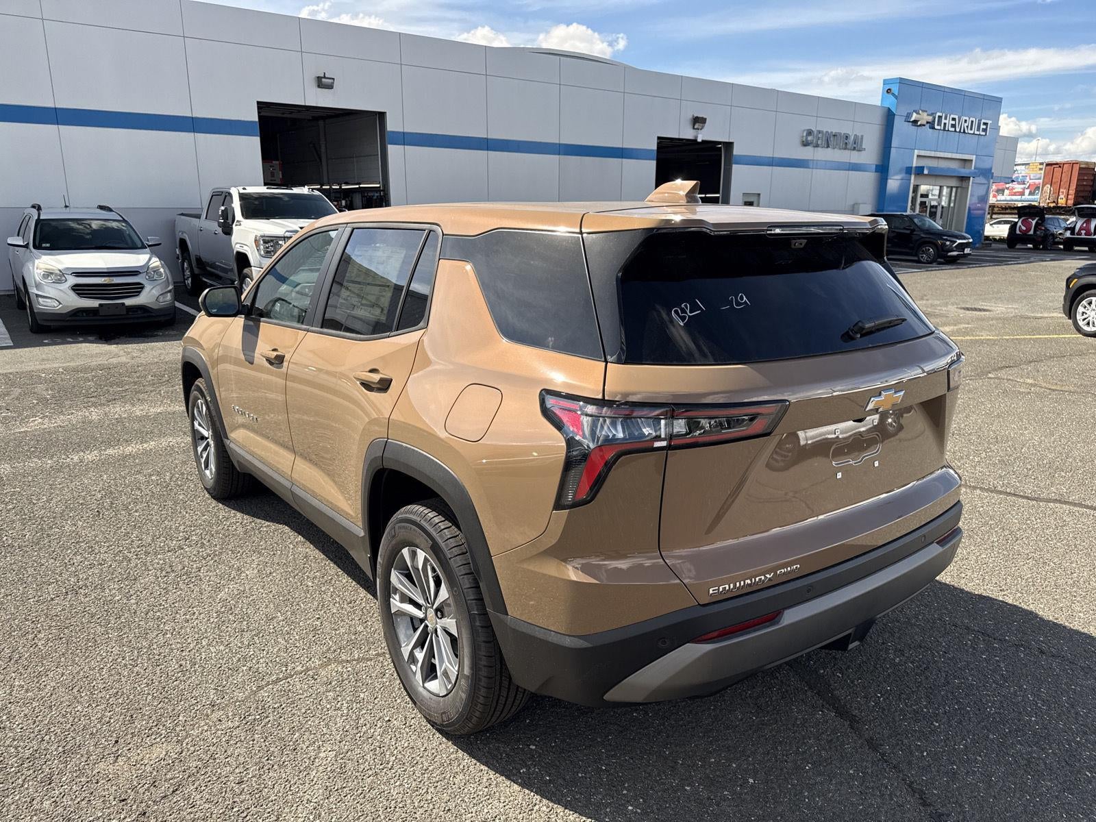 2027 Chevrolet Equinox LT