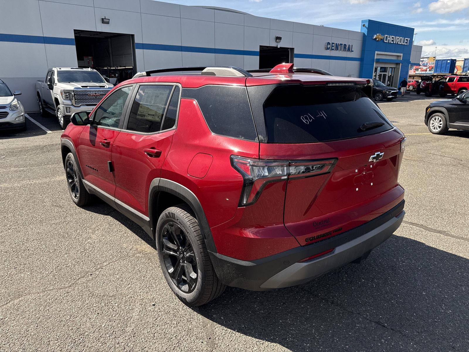 2027 Chevrolet Equinox LT