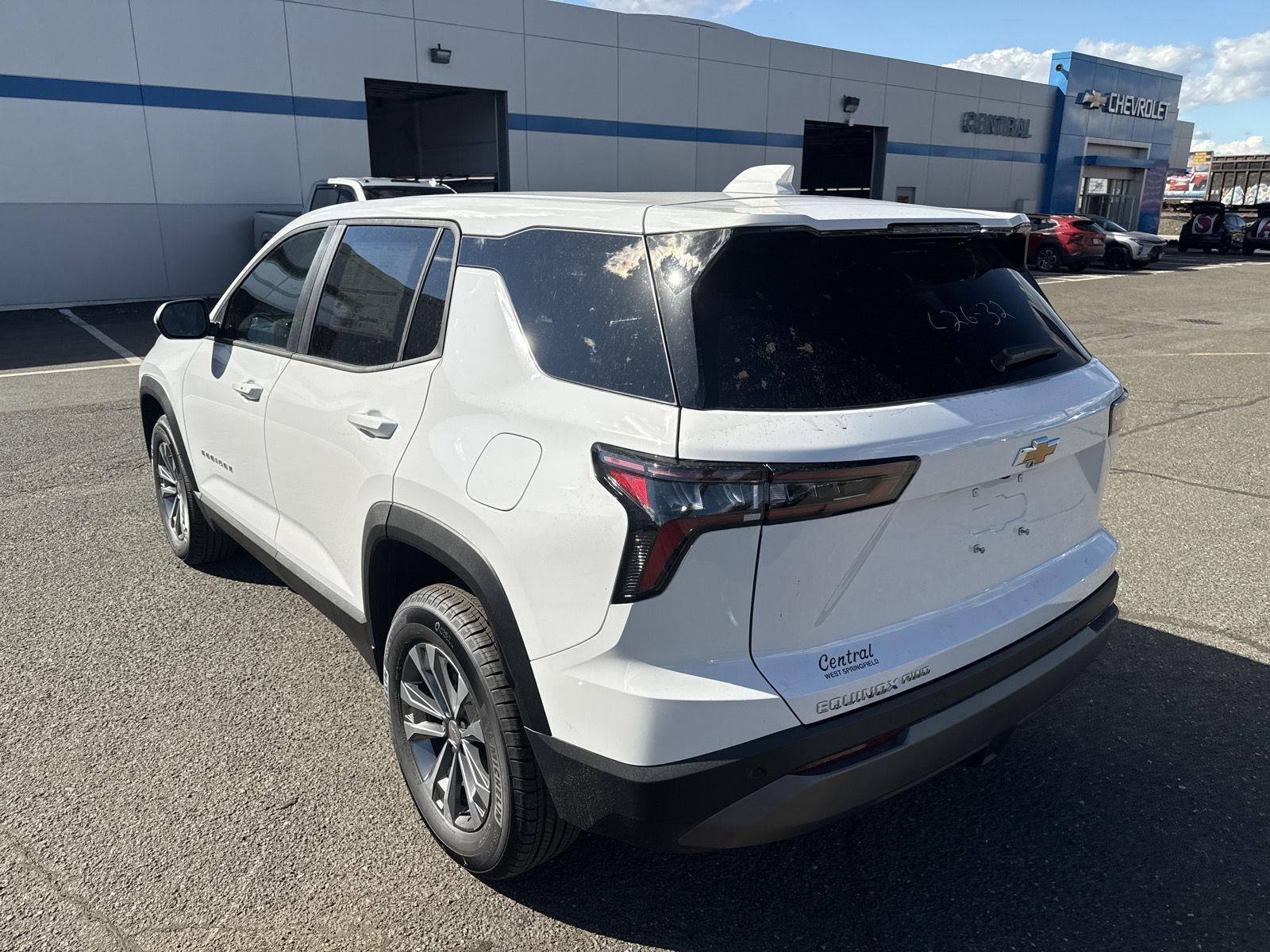 2027 Chevrolet Equinox LT