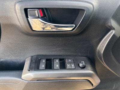 2023 Toyota Tacoma 4WD SR5