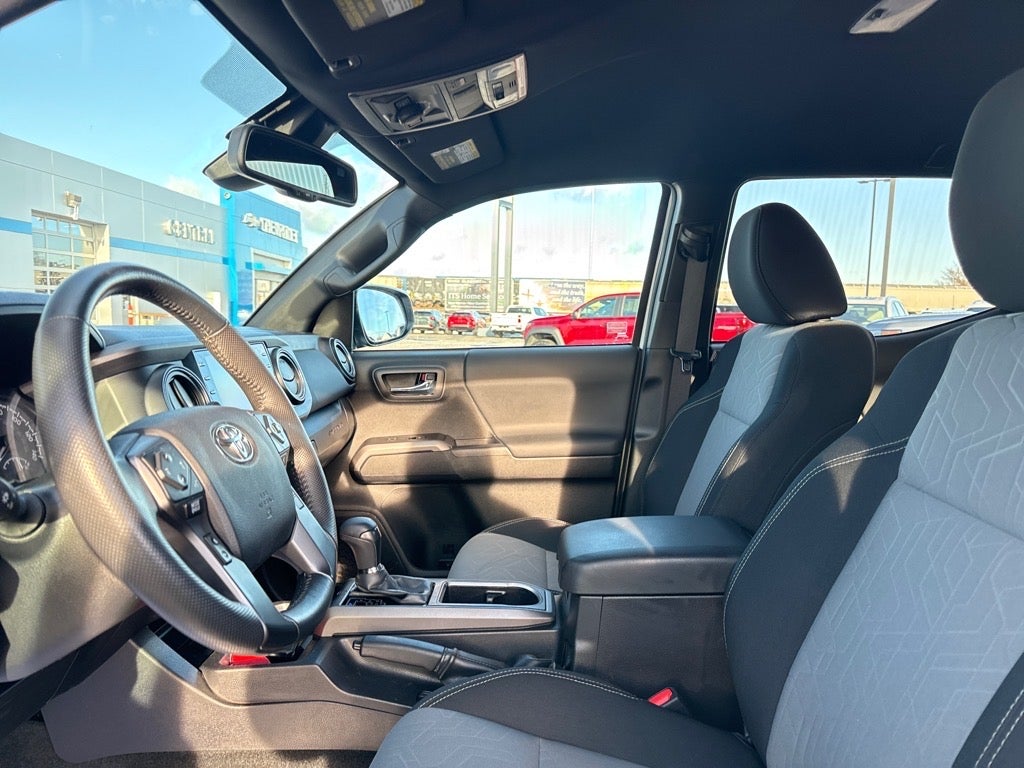 2023 Toyota Tacoma 4WD SR5