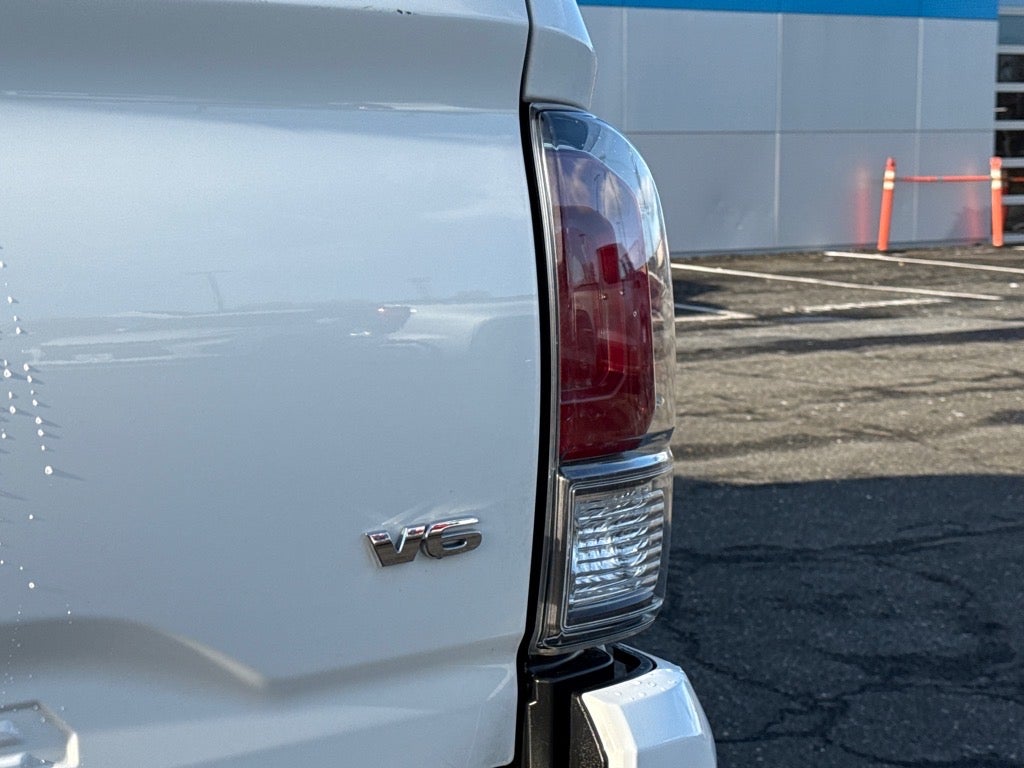 2023 Toyota Tacoma 4WD SR5