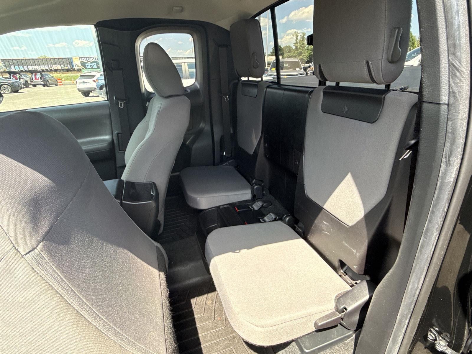 2022 Toyota Tacoma SR V6