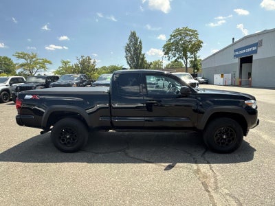 2022 Toyota Tacoma SR V6