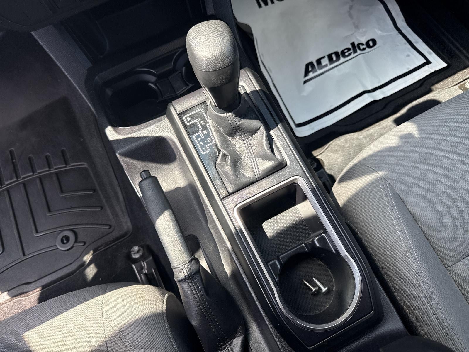 2022 Toyota Tacoma SR V6