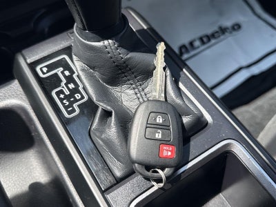 2022 Toyota Tacoma SR V6