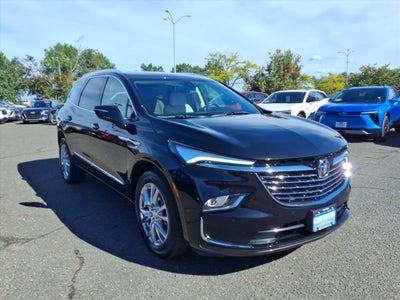 2022 Buick Enclave Essence