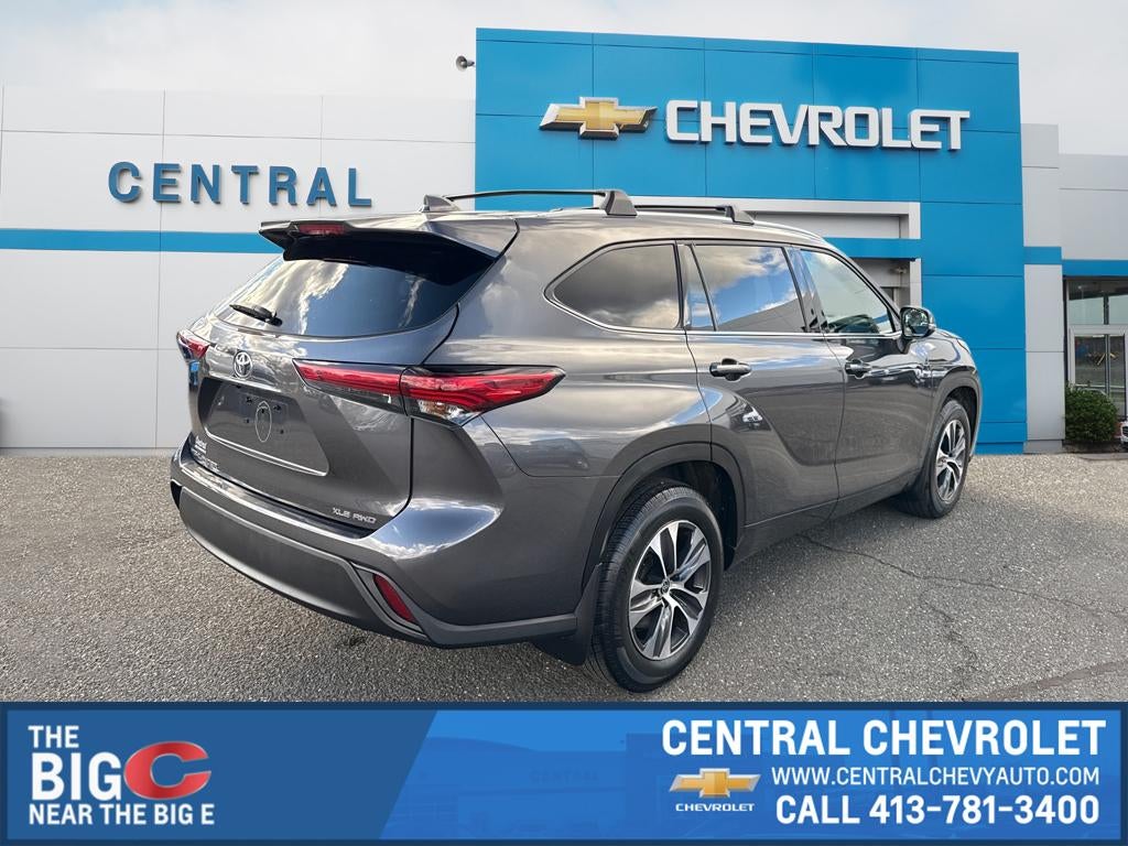 2022 Toyota Highlander XLE