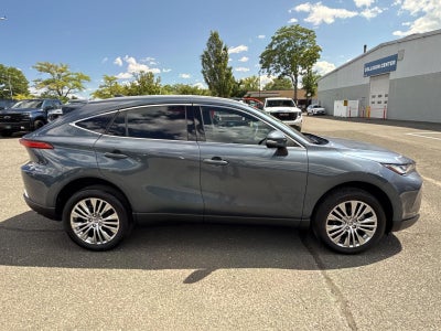 2023 Toyota Venza XLE