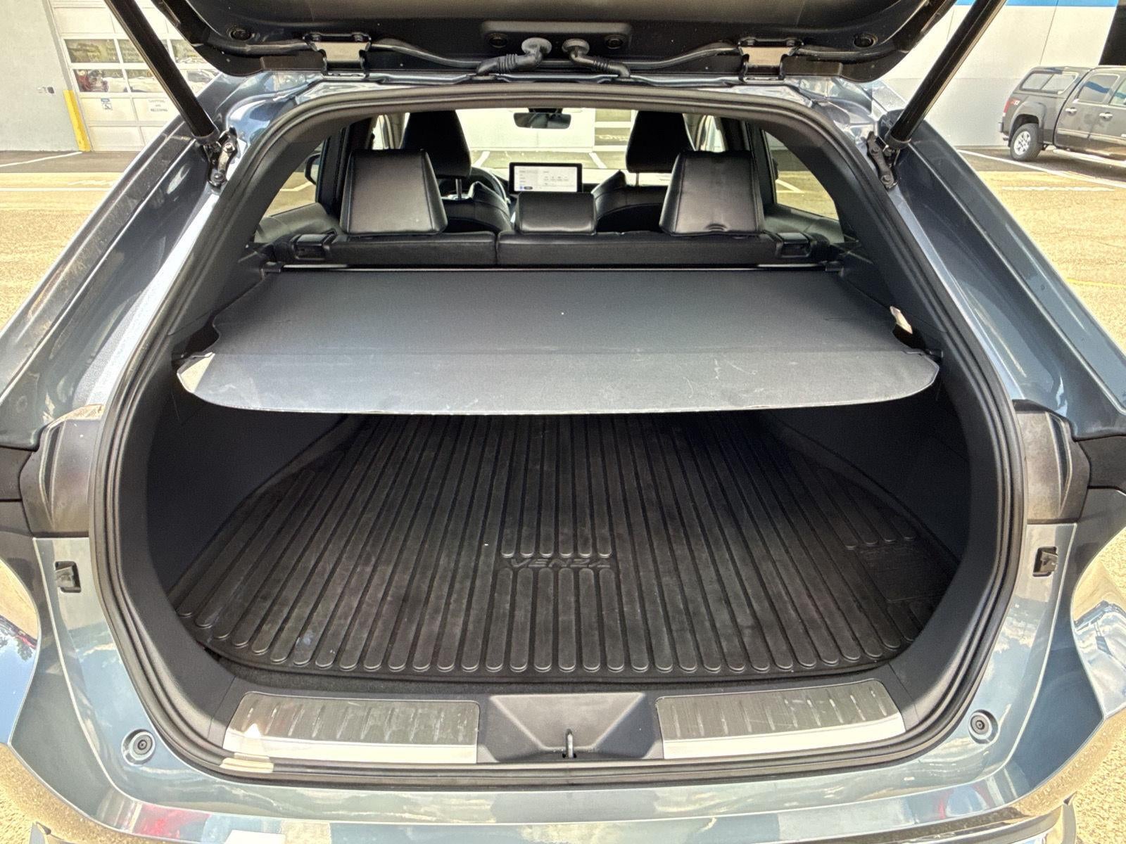 2023 Toyota Venza XLE