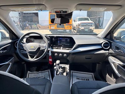 2025 Chevrolet Trax LS