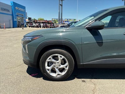 2025 Chevrolet Trax LS