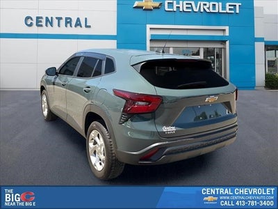 2025 Chevrolet Trax LS