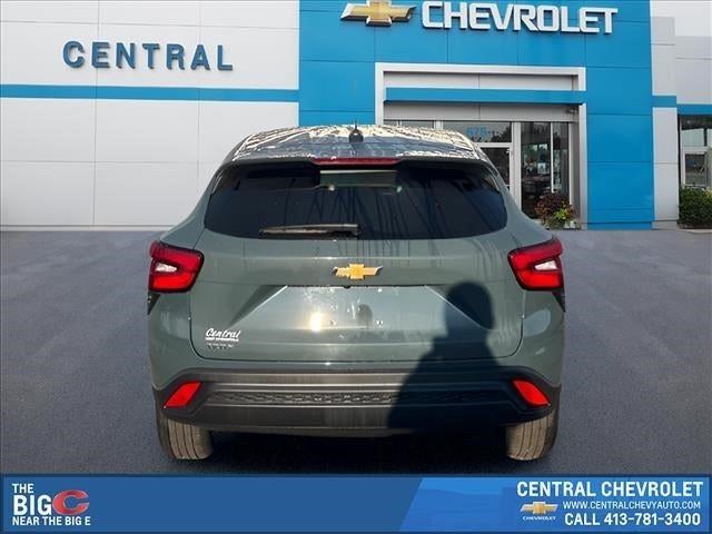 2025 Chevrolet Trax LS