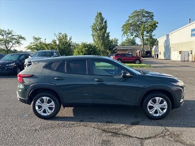2025 Chevrolet Trax LS