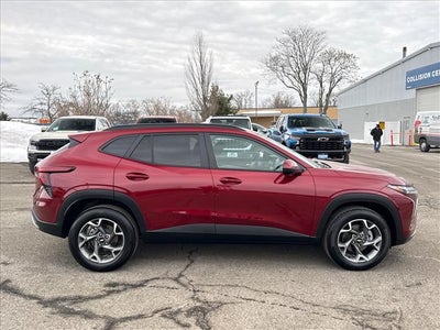2025 Chevrolet Trax LT