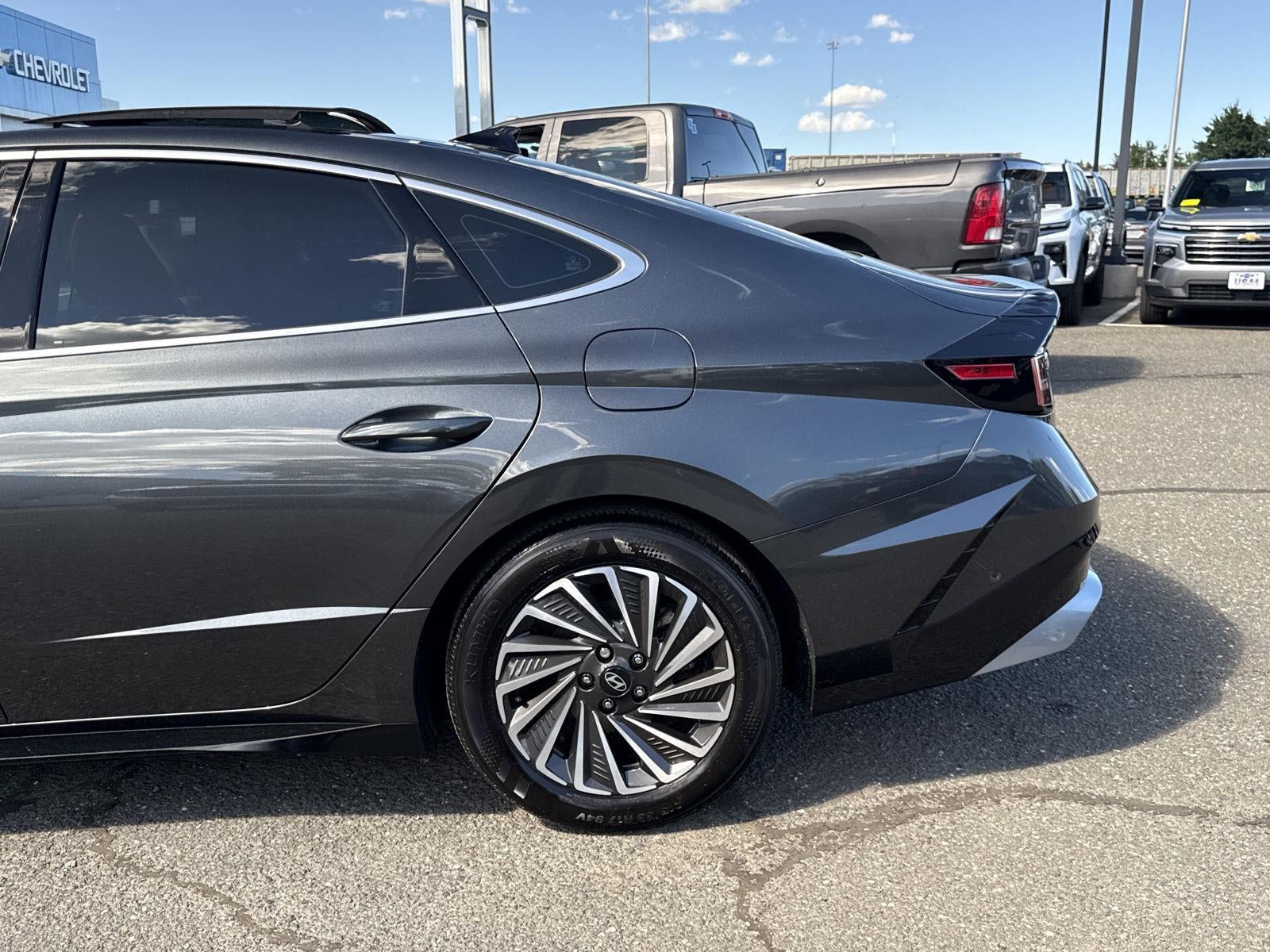 2024 Hyundai Sonata Hybrid Limited