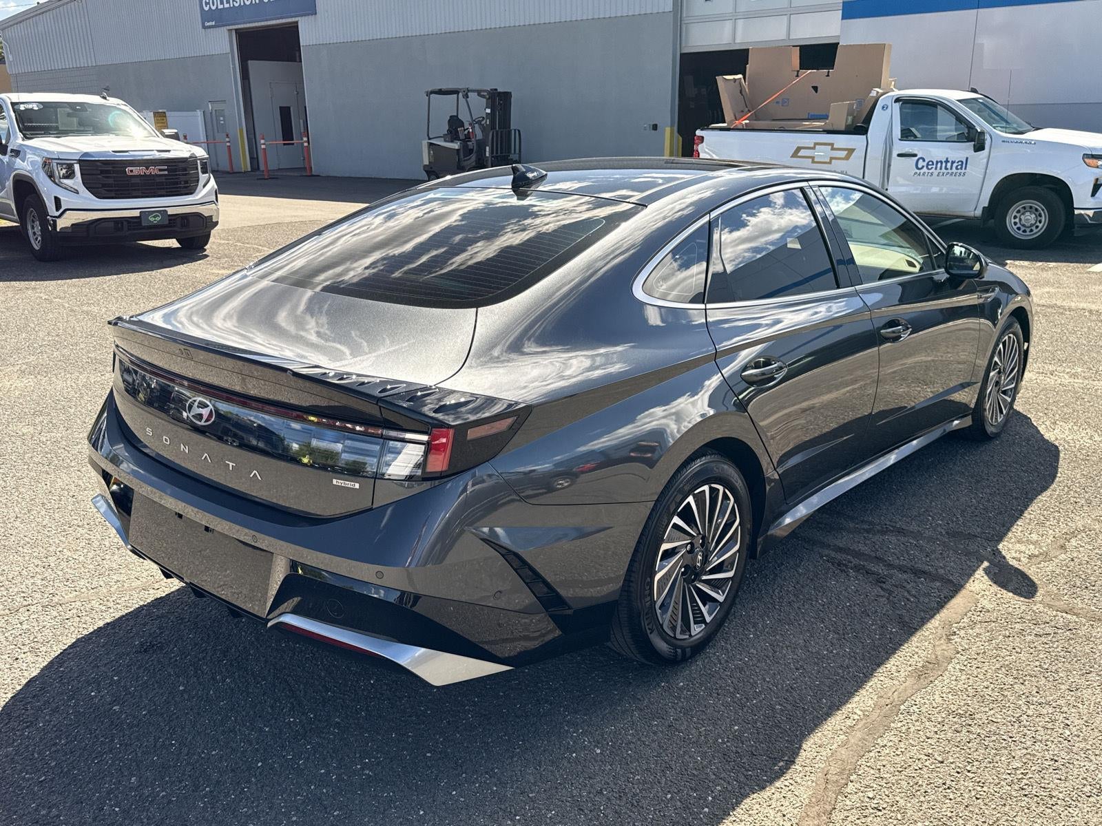 2024 Hyundai Sonata Hybrid Limited