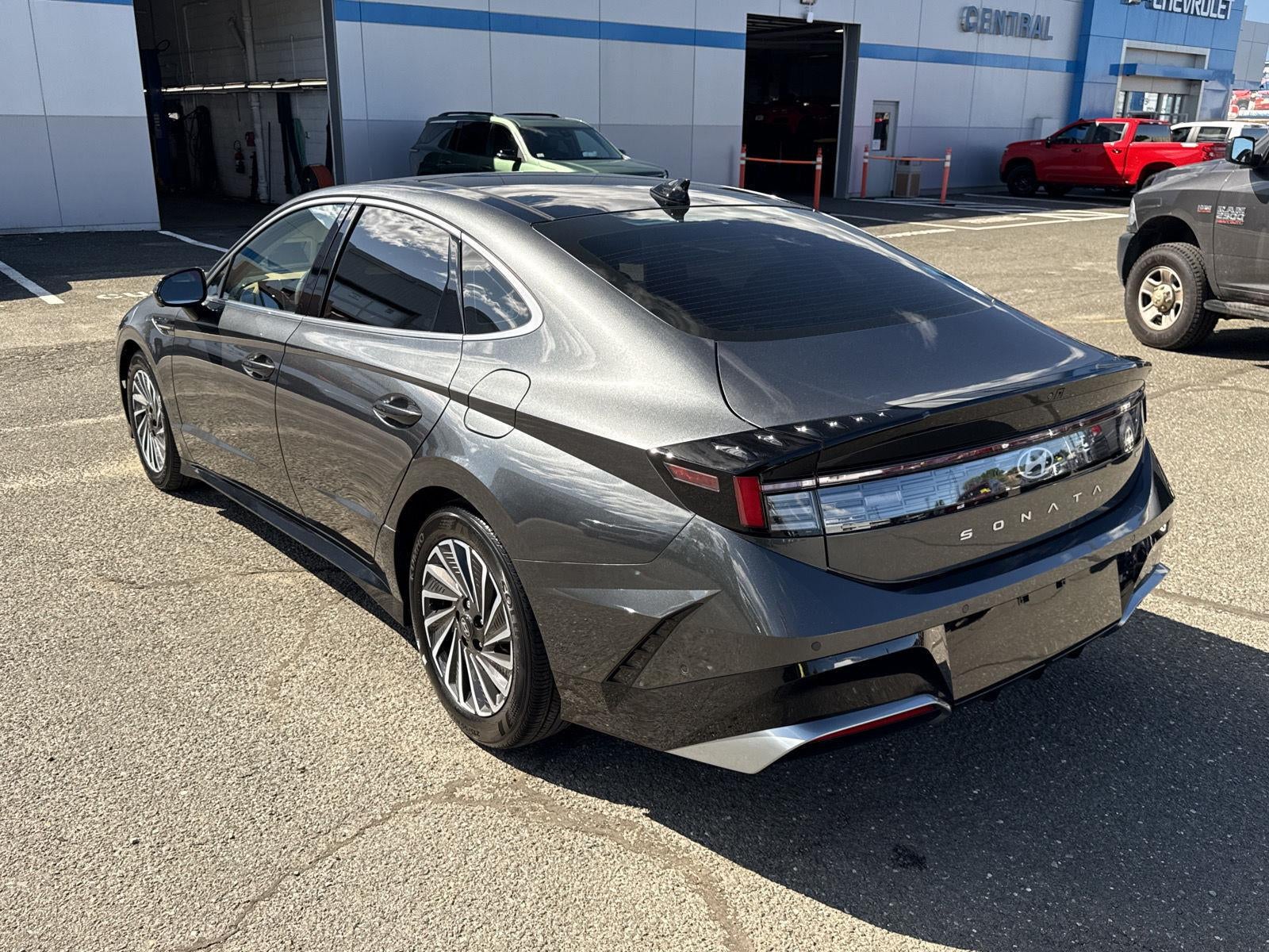 2024 Hyundai Sonata Hybrid Limited